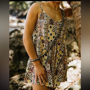 NEW Alohiwai Izzy Romper Small